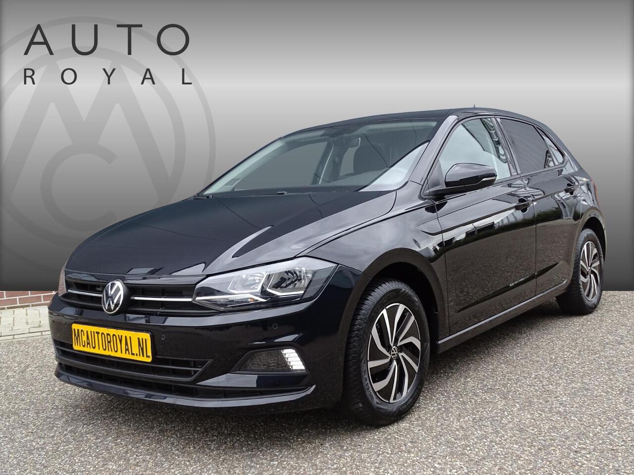 Volkswagen POLO 1.0 Tsi comfortline AUTOMAAT | VIRTUAL DISPLAY | STOELVERWARMING | NAVIGATIE | APPLE CARPLAY | KEYLESS ENTRY/GO | PARKEERSENSOREN VOOR EN ACHTER | CRUISE CONTROL |