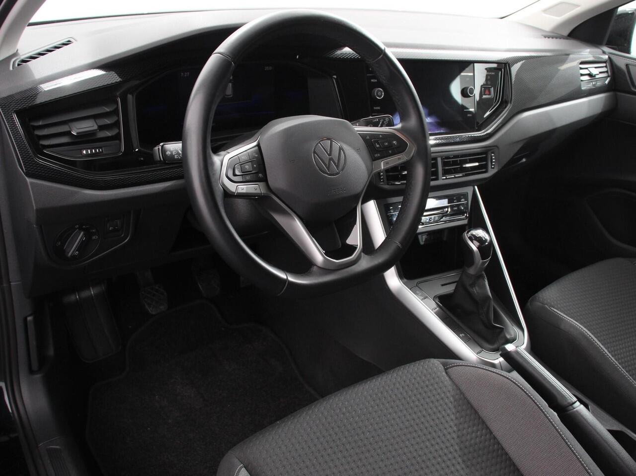 Volkswagen POLO 1.0 TSI Life | Navigatie | Digitale Cockpit | Airco | Parkeer sensoren V+A | LED | Lichtmetalen Velgen | Bluetooth