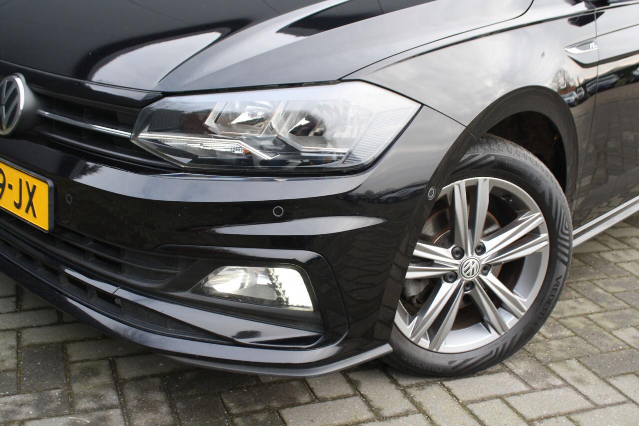Volkswagen POLO 1.6 TDI Highline Business R - RIJKLAAR - AUTOMAAT - NAVIGATIE - APPLE CARPLAY