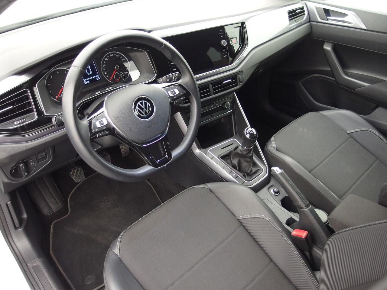 Volkswagen POLO 1.0 TSI Highline STOELVERW / CLIMA / PDC / BLUETOOTH / ACC / ZWARTE HEMEL!