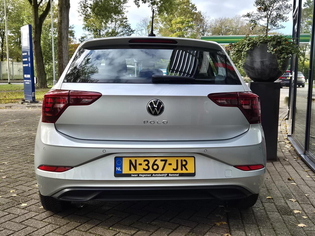 Volkswagen POLO 1.0 TSI Life | PDC | Airconditioning | LM velgen | Navigatie