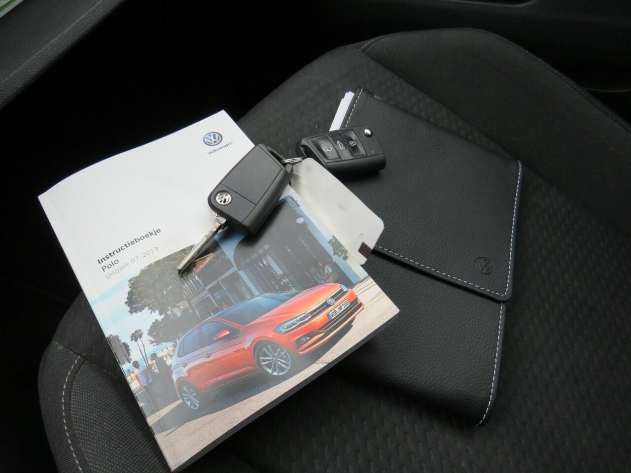 Volkswagen POLO 1.0 TSI 95Pk Automaat Comfortline EXE * Rijklaarprijs incl. garantie * DSG * Navigatie * Parkeersensor V+A * ACC * Carplay Android *