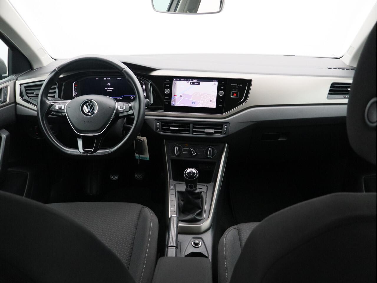 Volkswagen POLO 1.0 TSI Comfortline/ pdc voor en achter/ zeer mooi!