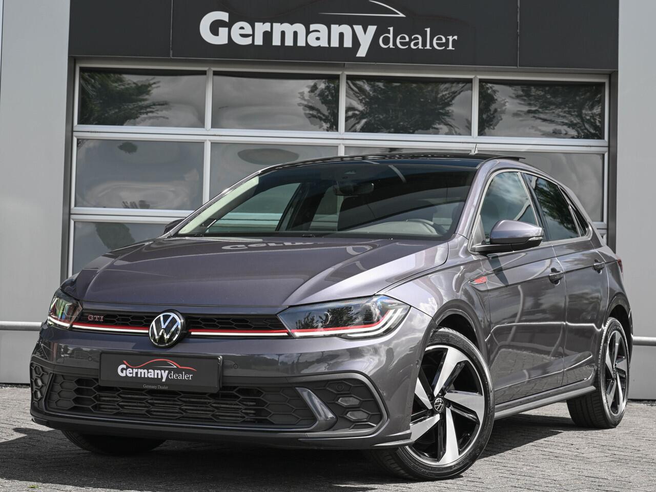 Volkswagen POLO 2.0TSI GTI 207pk Pano iQ-Lights Beats-Audio Side & Park Assist Virtual NwModel!