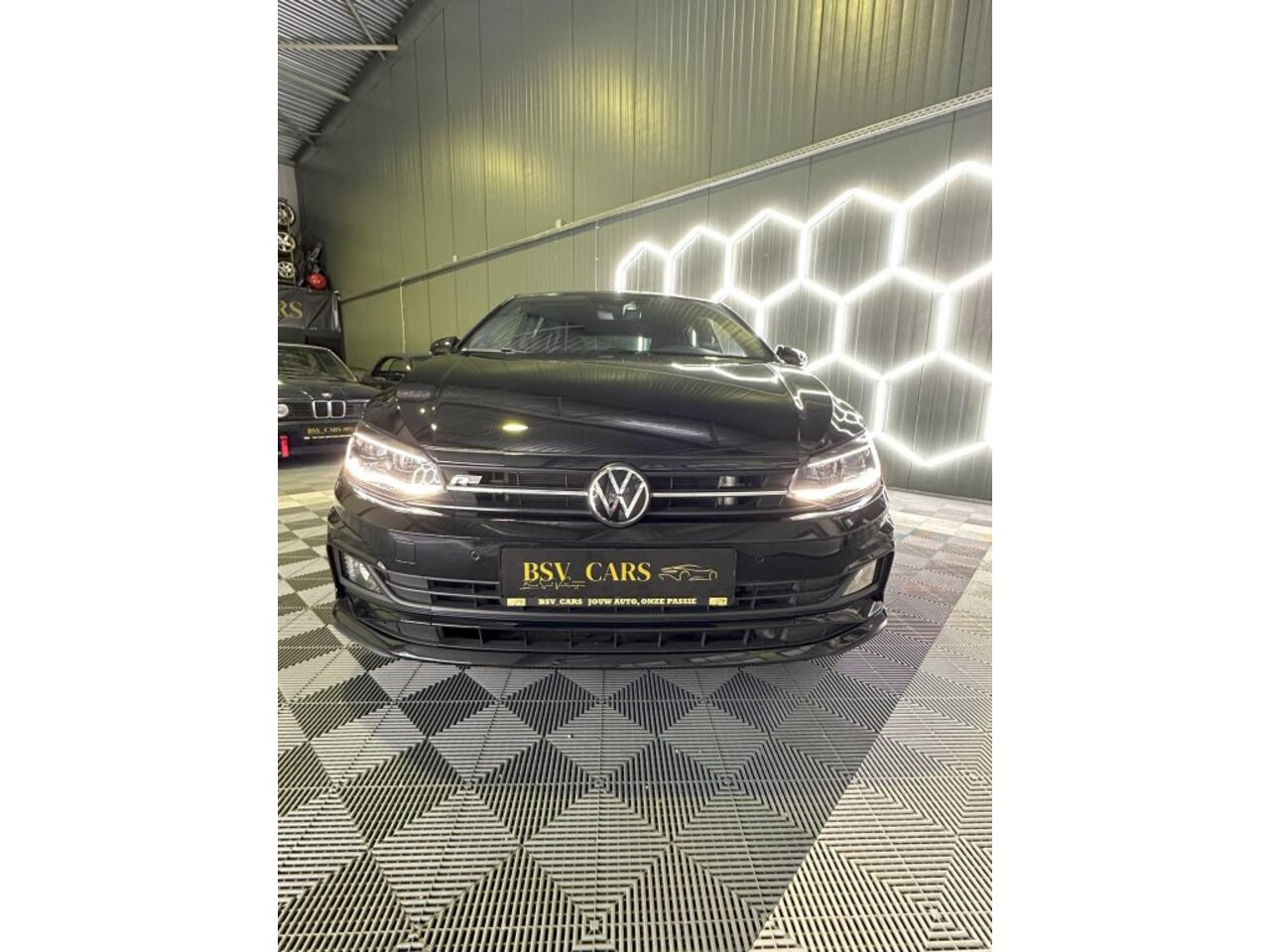 Volkswagen POLO R-Line 1.0 Tsi Dsg Bj2021 31dkm!!! Financiering mogelijk