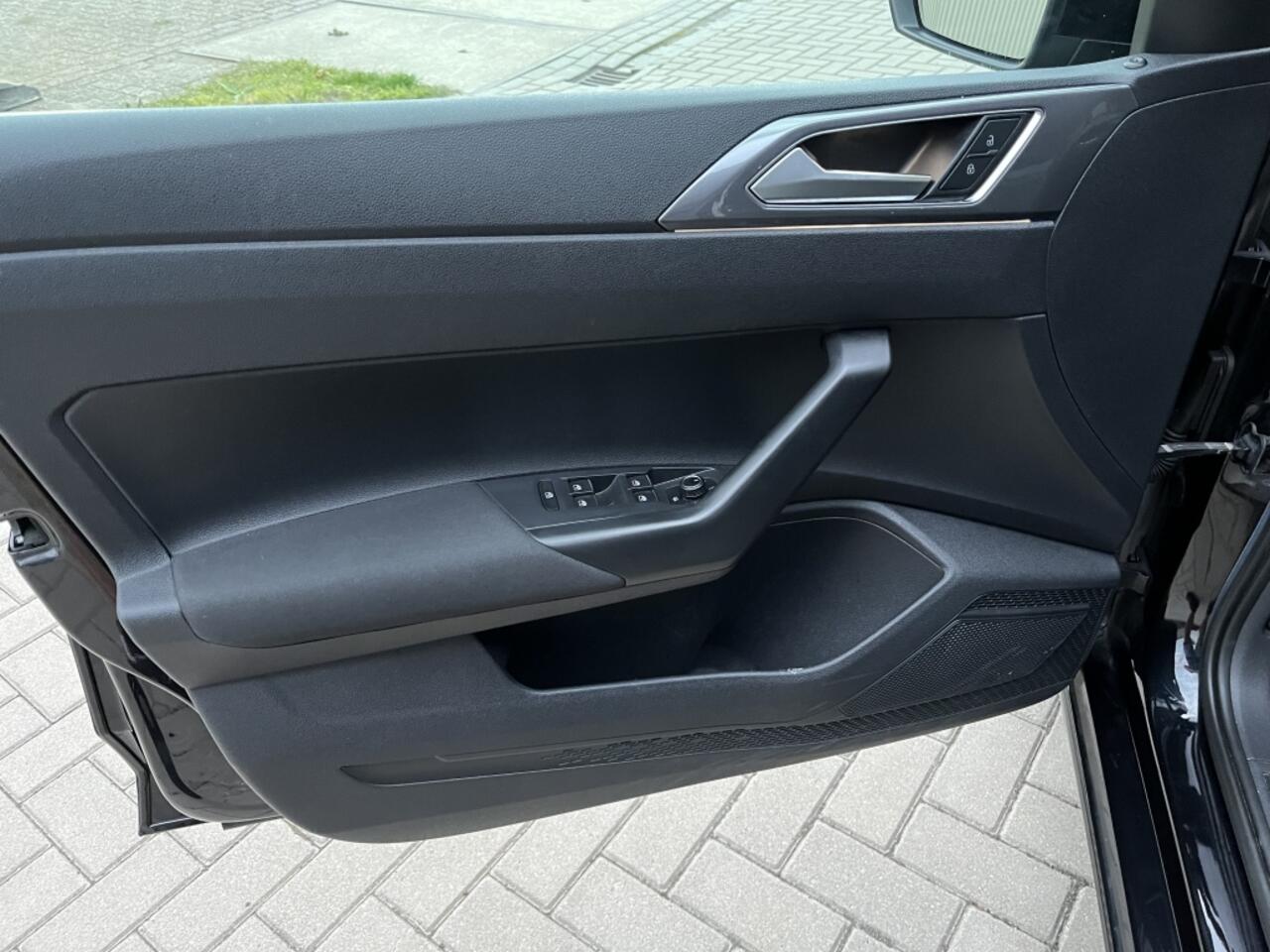 Volkswagen POLO 1.0 TSI Highline