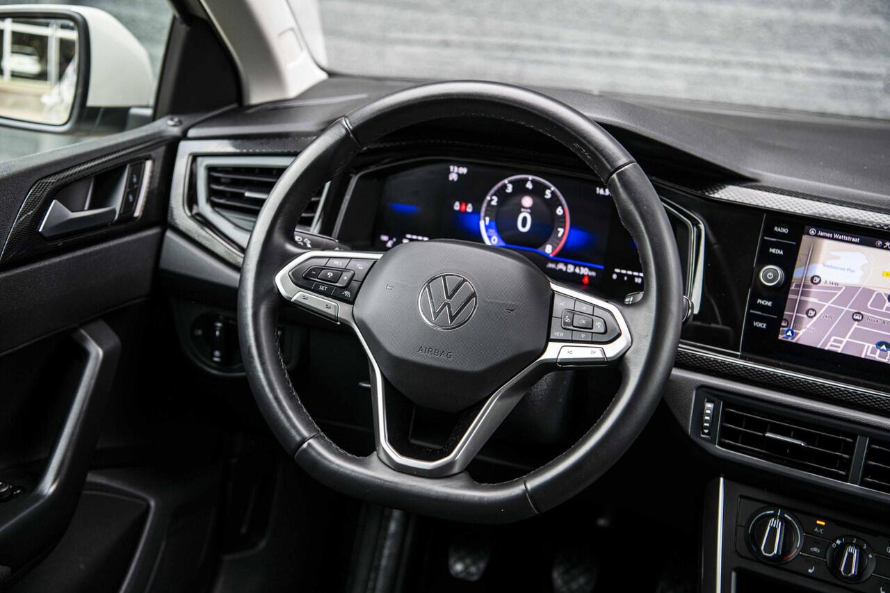 Volkswagen POLO 1.0 TSi 95 pk Life Edition | Keyless | Stoelverwarming | Navigatie