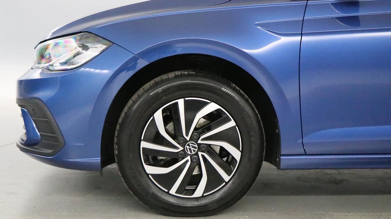 Volkswagen POLO 1.0 TSI 95pk Life Edition / Keyless / Stoelverwarming / Camera