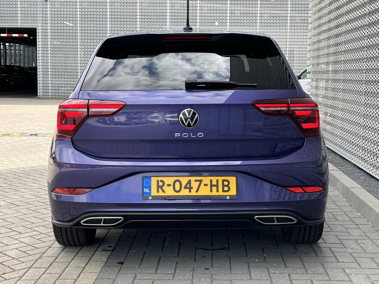 Volkswagen POLO 1.0 TSI R-Line Business / Pano / Digitaal dashboard / Navigatie / App connect / Parkeersensoren V+A / Camera /