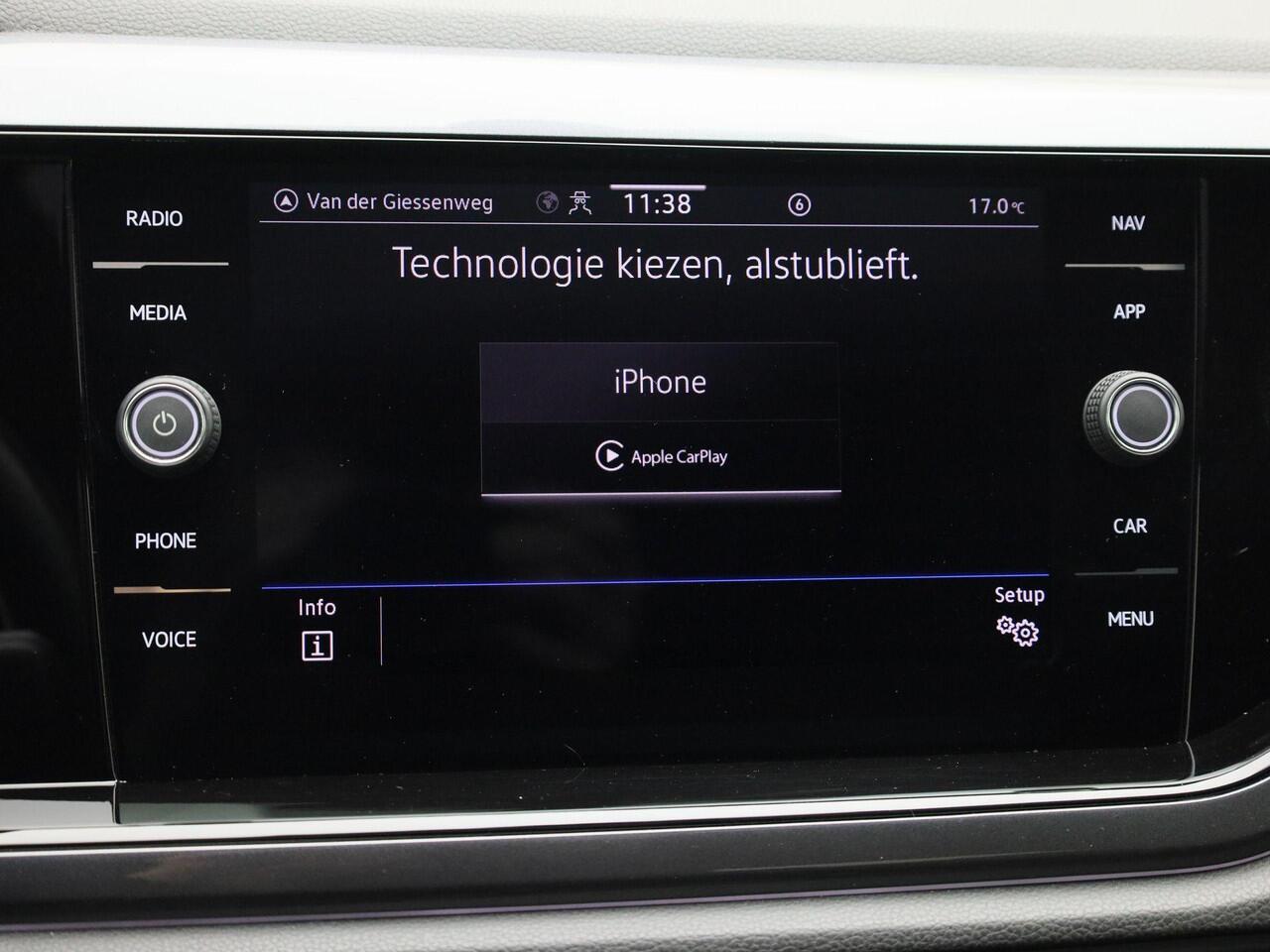 Volkswagen POLO 1.0TSI/110PK Highline DSG · Panoramadak · Apple/Android · Camera + Parkeersensoren