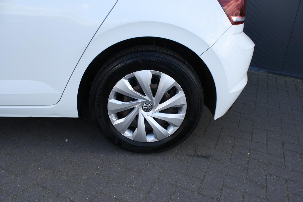 Volkswagen POLO 1.0 TSI Comfortline - AUTOMAAT - NAVIGATIE - AIRCO - 5-DEURS - RIJKLAAR