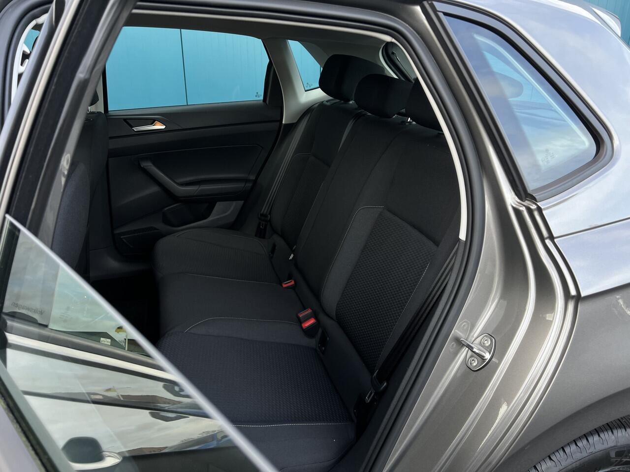 Volkswagen POLO 1.0 TSI Comfortline CARPLAY | ADAPT.CRUISE | BLUETOOTH | PDC | AC