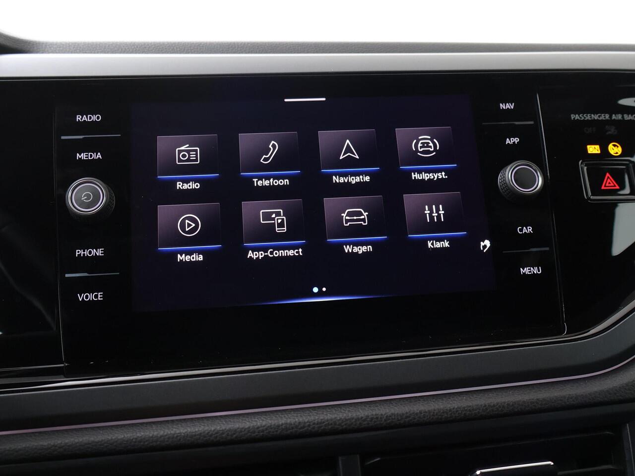 Volkswagen POLO 1.0 TSI R-Line | 95 PK | Automaat | Achteruitrij camera | Adaptive Cruisecontrol | Digitaal cockpit