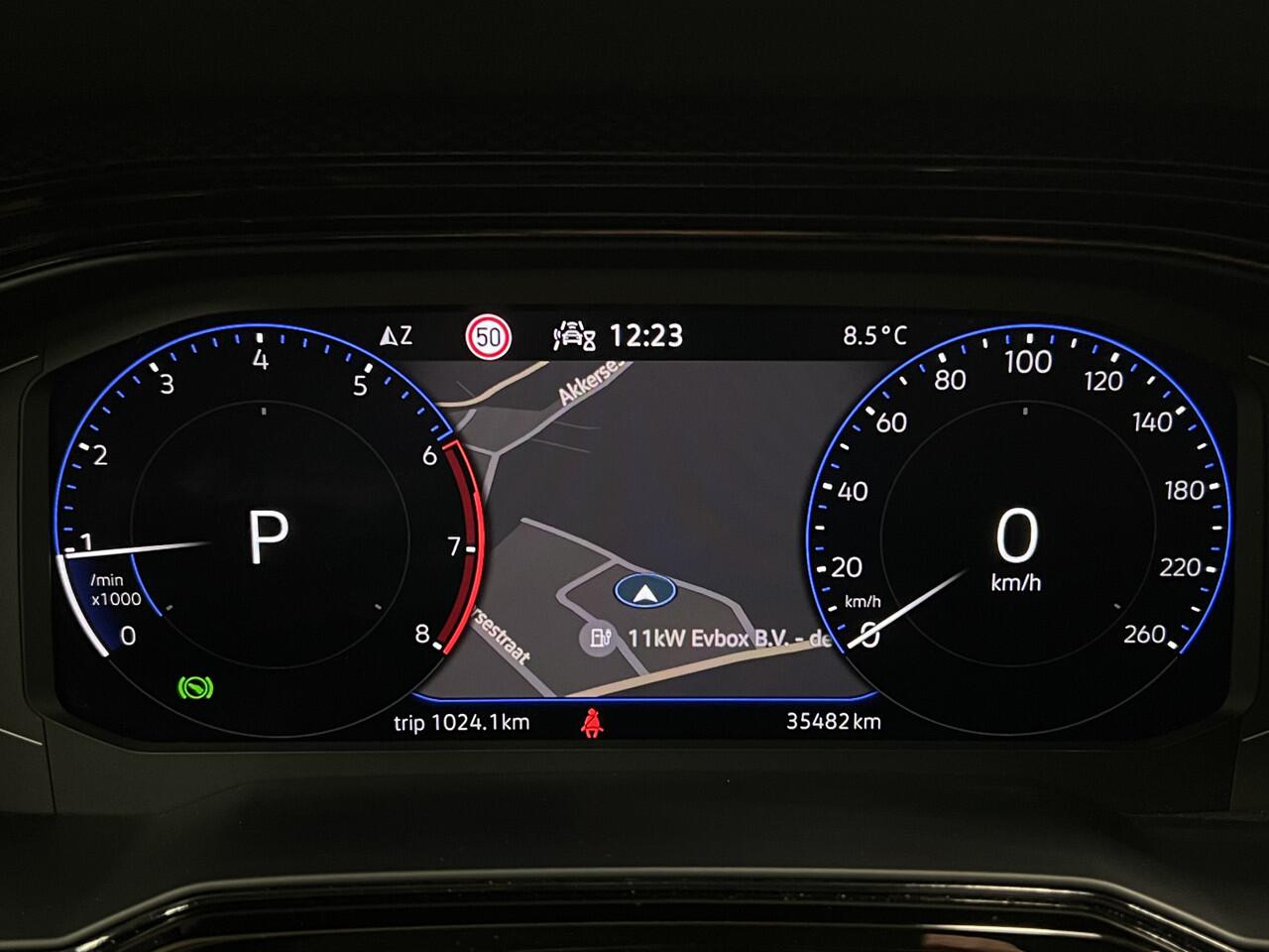 Volkswagen POLO 1.0 TSI Life Business | 4x VOORRAAD | NAVI | STOELVERWARMING | KEYLESS |