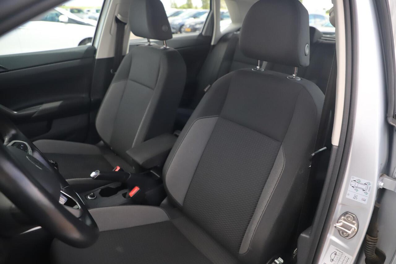 Volkswagen POLO 1.0 TSI Life 95PK NAP NIEUWSTE MODEL! Virtual Cockpit 15 inch LMV Radio Carplay Android Bluetooth Navigatie Achteruitrijcamera Adaptive Cruise LED