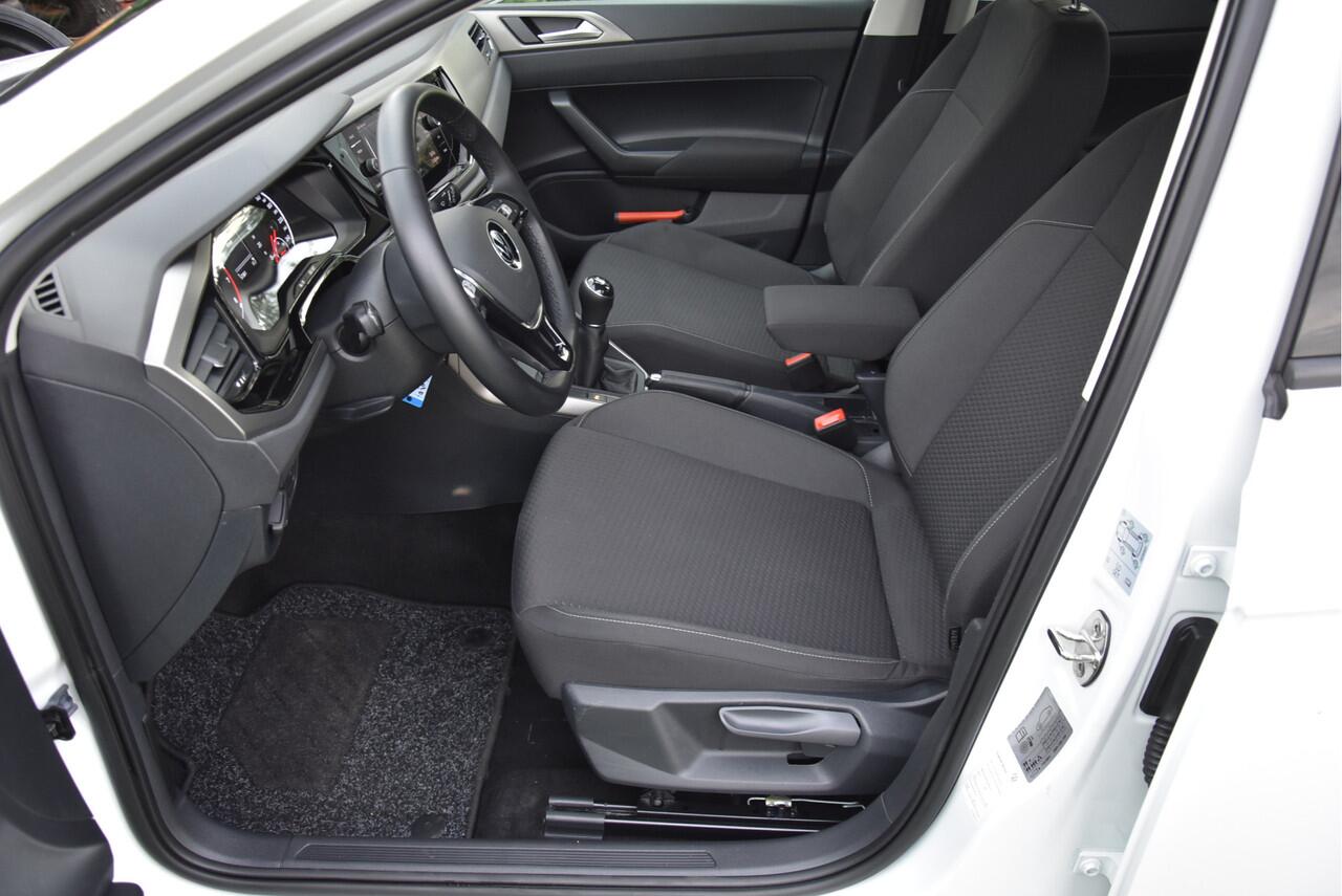 Volkswagen POLO 1.0 TSI 96 PK PDC ECC Carplay NAP 1e eigenaar Comfortline Business
