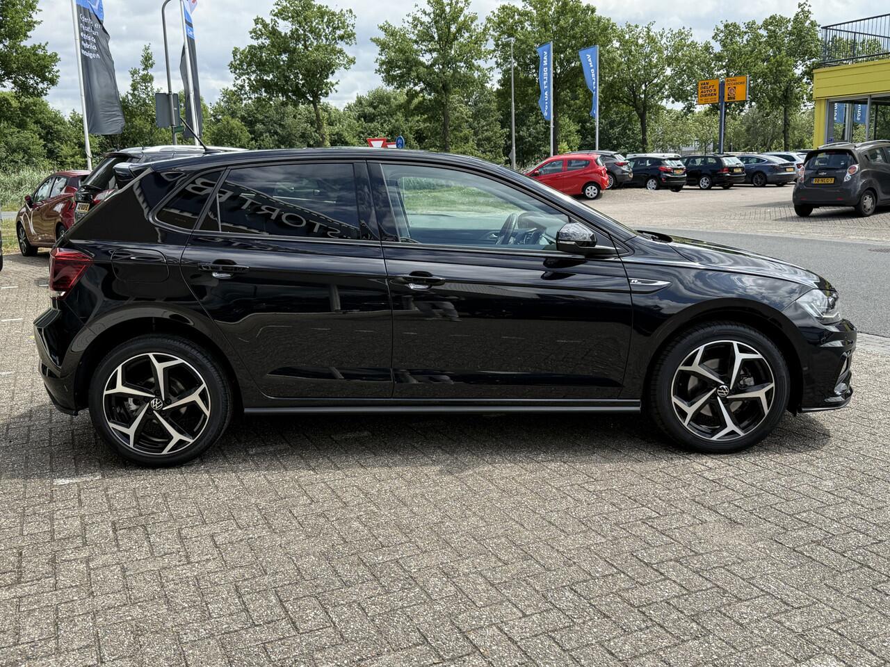 Volkswagen POLO 1.0 TSI Highline R | LED | Pano | Keyless | PDC v+a incl camera | Apple Carplay | ECC | Afn. trekhaak