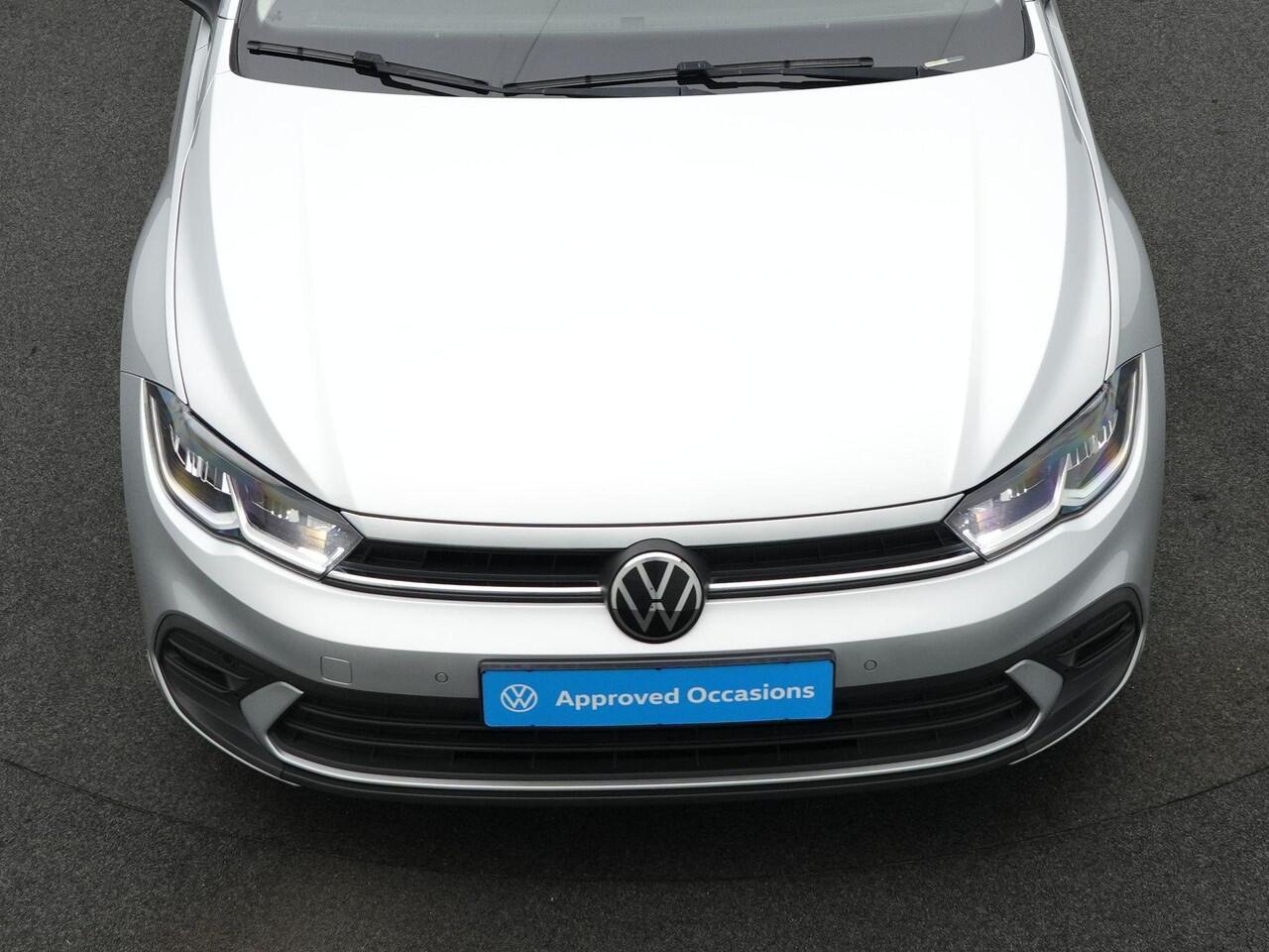 Volkswagen POLO 1.0 TSI 95 pk Life | Panoramadak | Achteruitrijcamera | Stoelverwarming | Navigatie