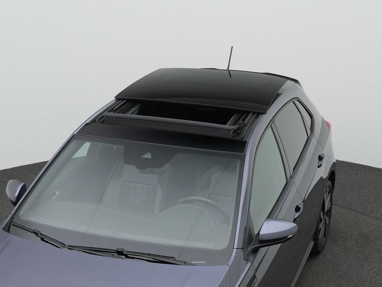 Volkswagen POLO 1.0 TSI 95 pk DSG R-Line | Panoramadak | IQ Light | Achteruitrijcamera | Stoelverwarming | Navigatie | Adaptive Cruise