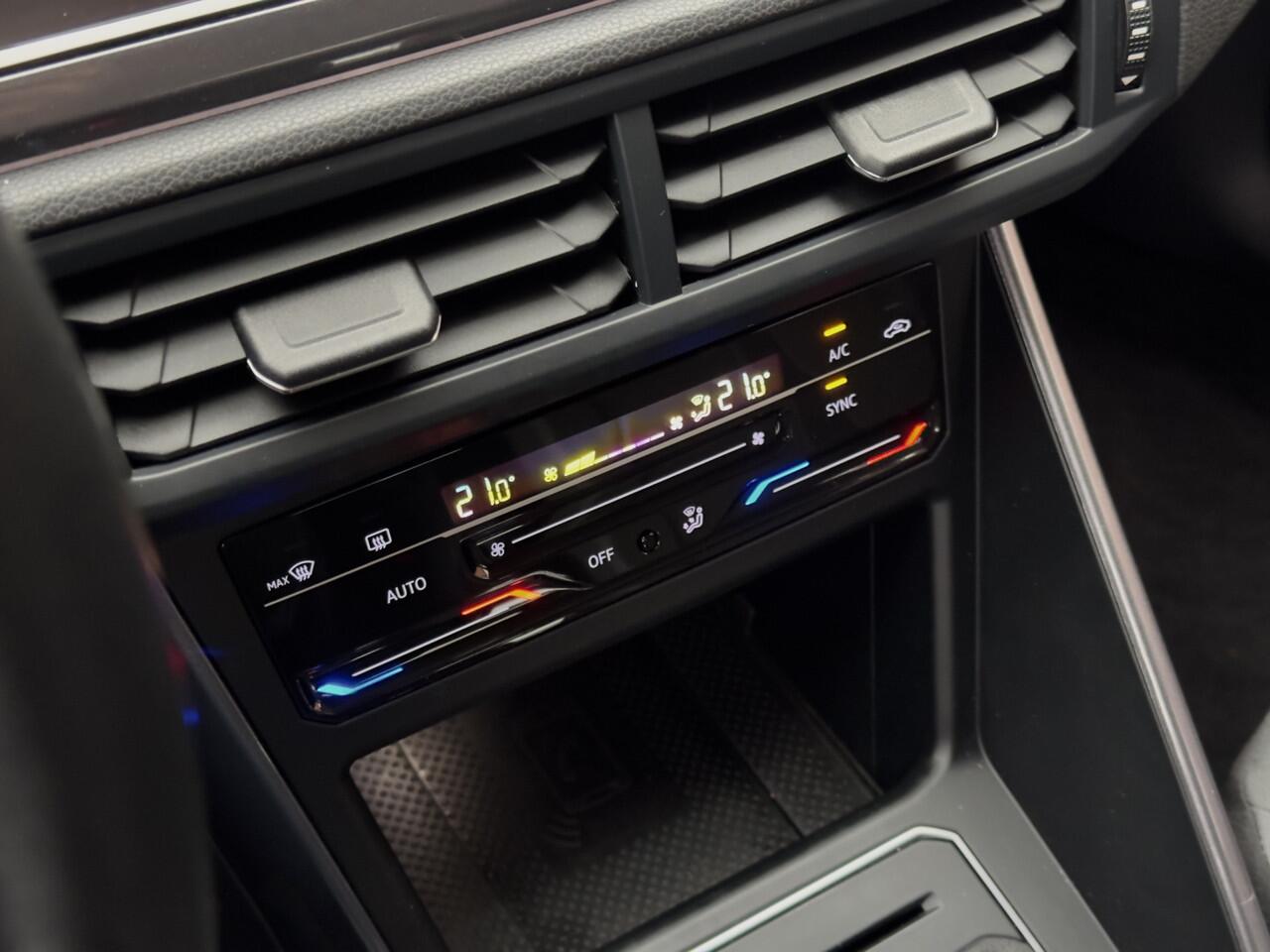 Volkswagen POLO 1.0 TSI STYLE NAVI DIGI-DASH APPLE-CARPLAY LED LMV PDC