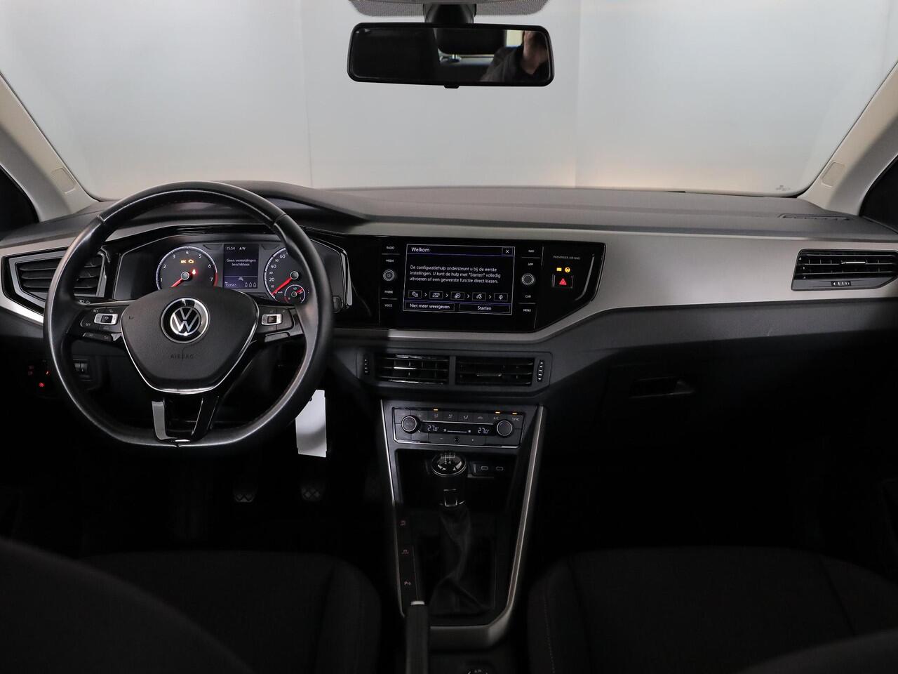 Volkswagen POLO 1.0 TSI Comfortline Business 95 pk | Navigatie | Parkeersensoren | Achteruitrijcamera | Autom. airco | Adaptieve cruise control |
