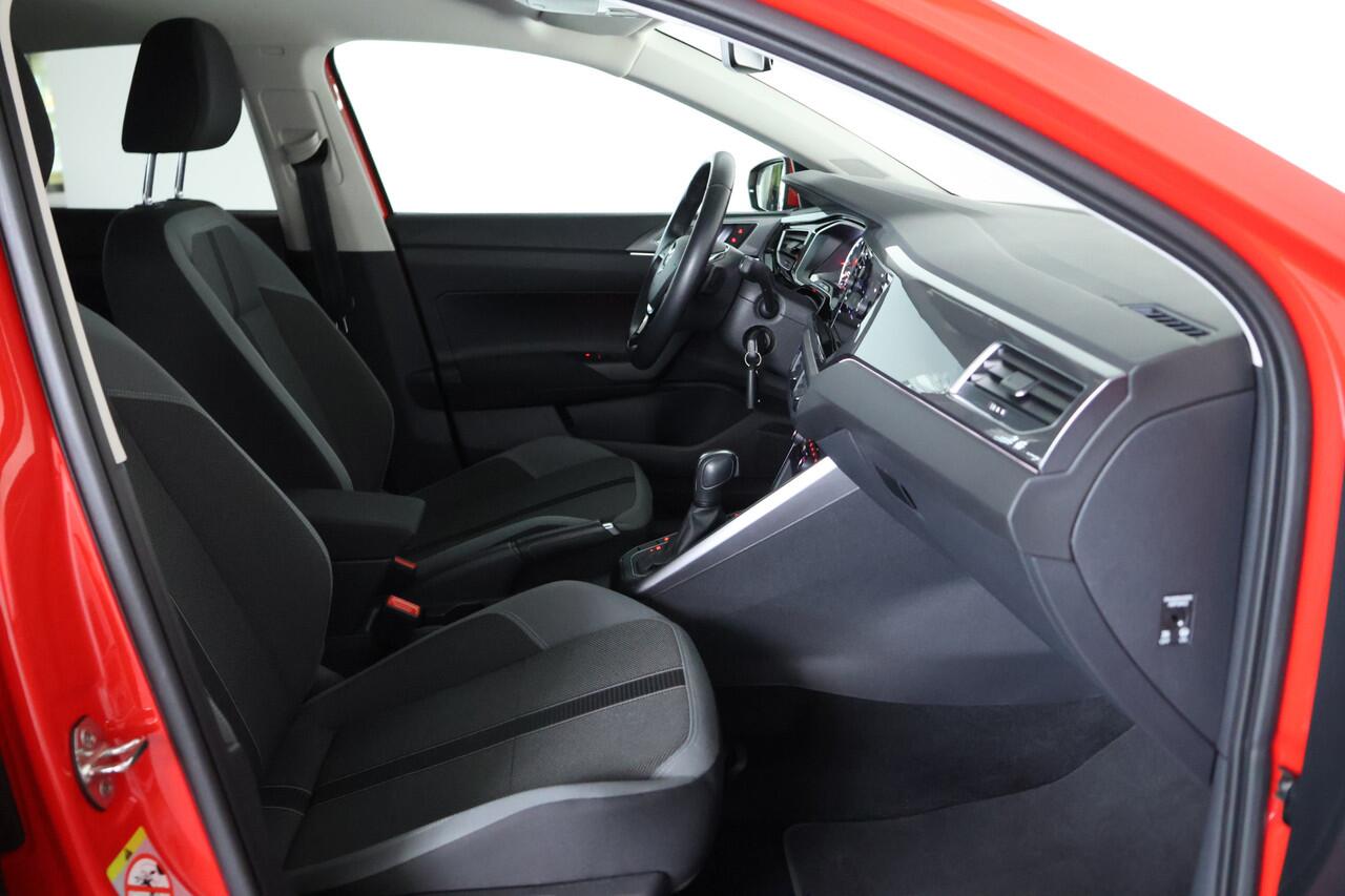 Volkswagen POLO 1.0 TSI R-Line / LED / DSG / Clima / Bluetooth
