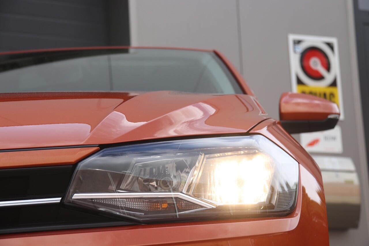 Volkswagen POLO 1.0 TSI Comfortline Business, Carplay, Navigatie, Privacy glas