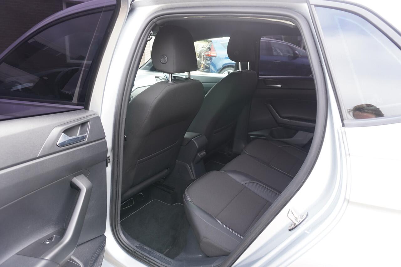 Volkswagen POLO 1.0 TSI Comfortline CARPLAY ZWARTE HEMEL ADDAPTIVE CRUISE