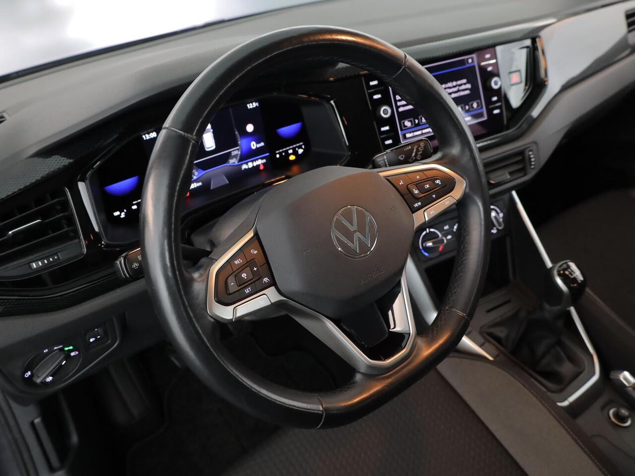 Volkswagen POLO 1.0 TSI Life 95 pk | Navigatie |Parkeersensoren | Adaptieve cruise control | Apple Carplay/Android Auto |