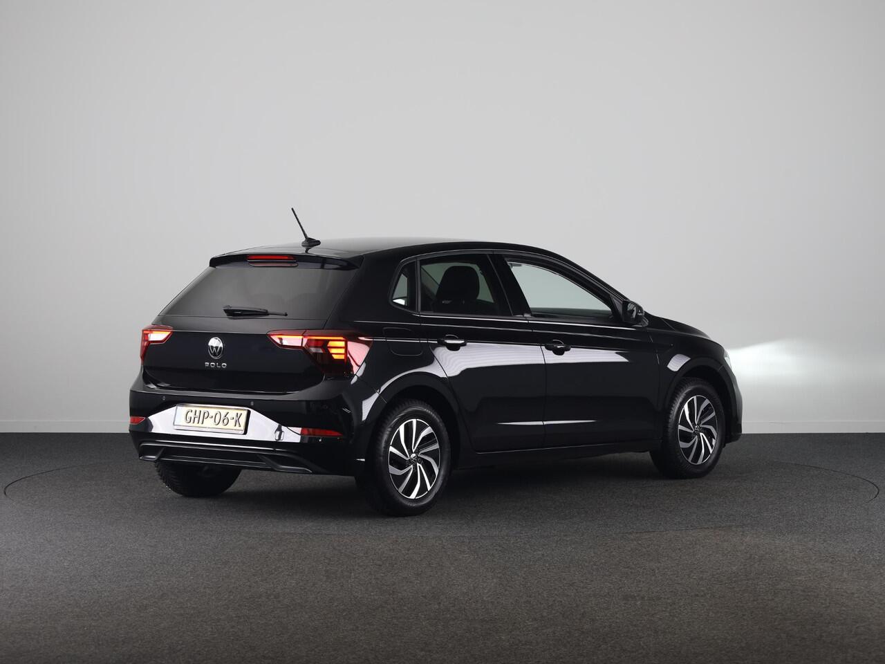 Volkswagen POLO 1.0 TSI Life Edition 95 pk | Verlengde garantie | Navigatie via App | Parkeersensoren achter | Achteruitrijcamera | Adaptieve cruise control |