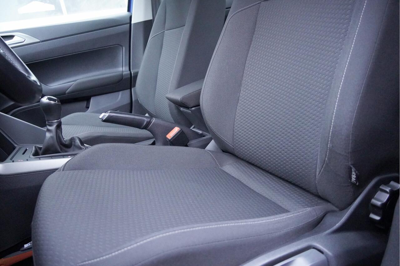 Volkswagen POLO 1.0 TSI 5drs Comfortline BJ2020 Lmv 15" | Led | Pdc | Navi | App-Connect | Airco | Cruise control | Getint glas