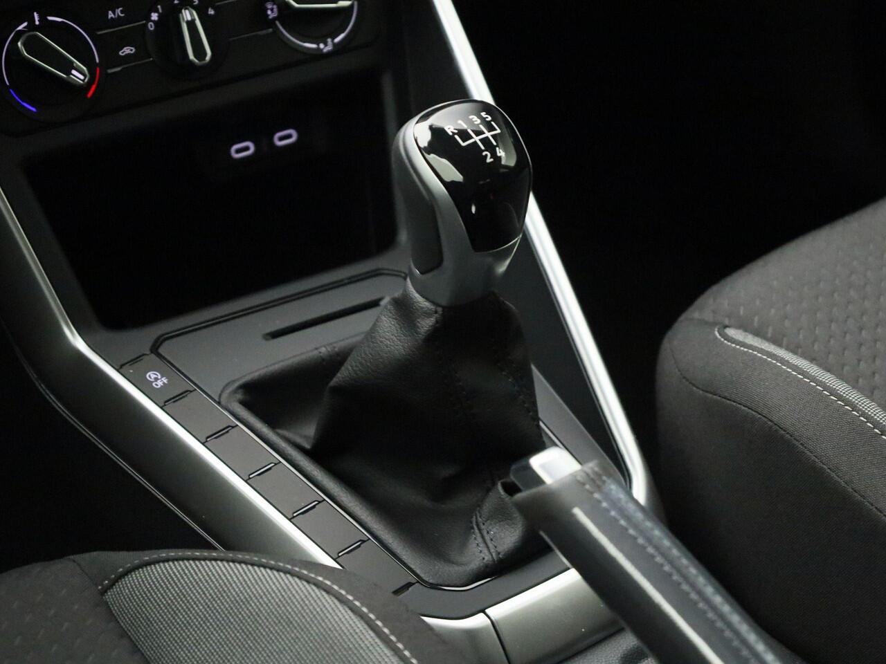 Volkswagen POLO Life Edition 1.0 TSI 95 pk 5 versn. Hand · Achteruitrijcamera · Voorraad OUTLET