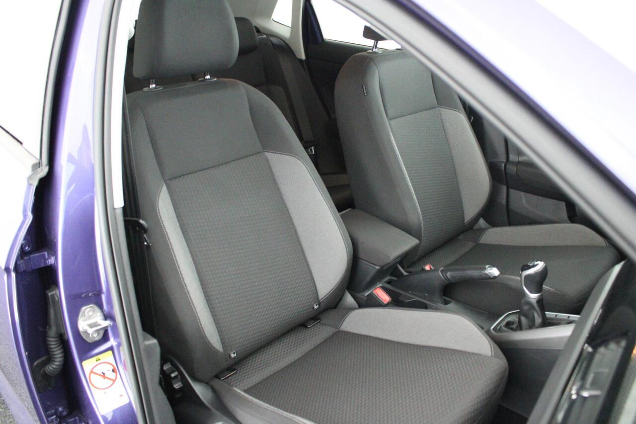 Volkswagen POLO 1.0 TSI 95pk Life Business Navigatie Stoelverwarming Climate Control