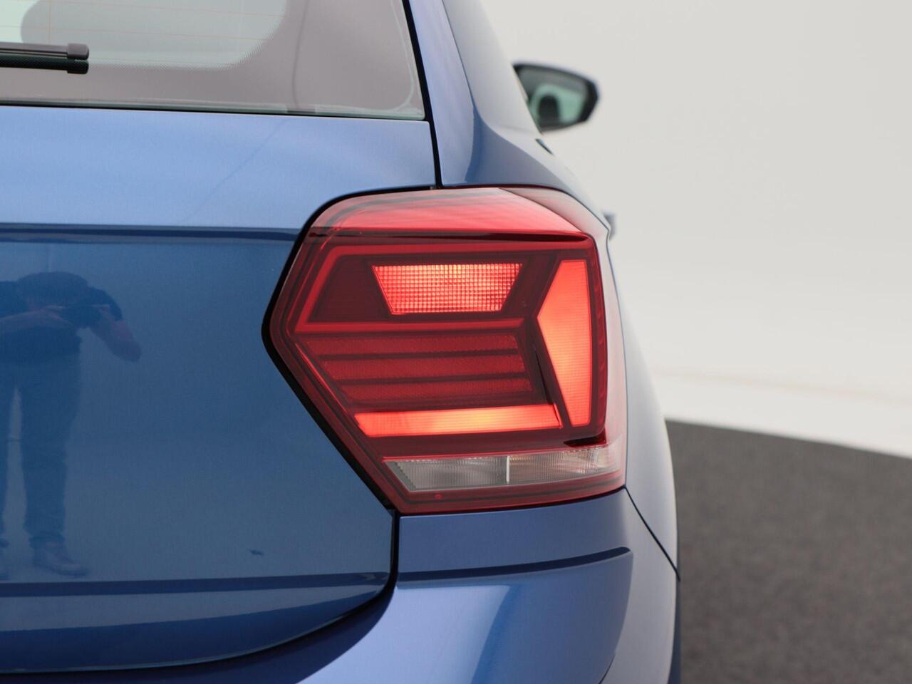 Volkswagen POLO 1.0 TSi Comfortline | Adaptive Cruise | Navigatiesysteem | CarPlay | Lederen Stuurwiel | LED | 99.905 Km!!