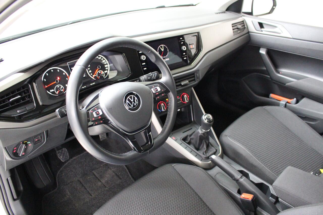 Volkswagen POLO 1.0 TSI Comfortline Navigatie | Lichtmetalen velgen | Airco |