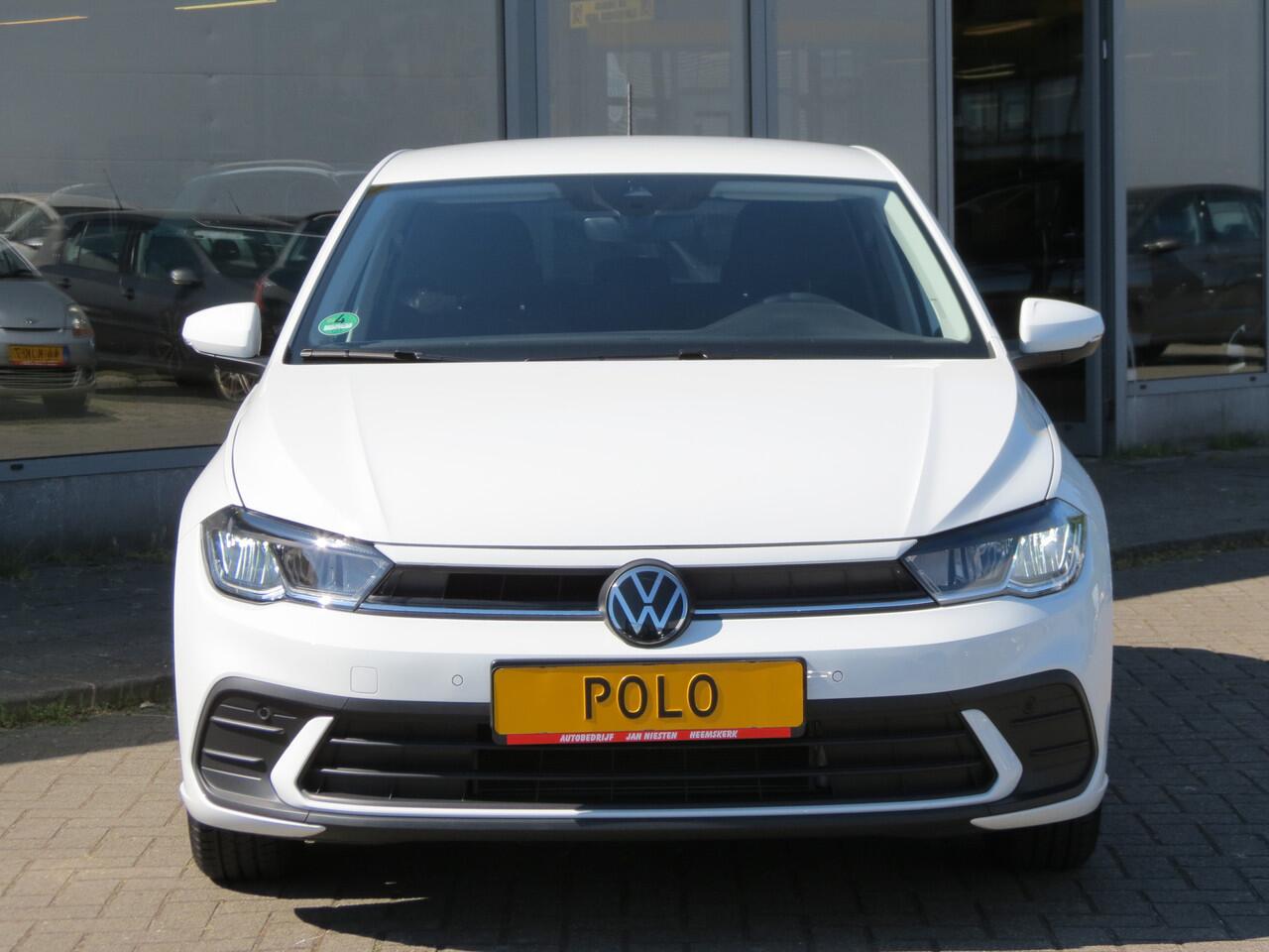 Volkswagen POLO 1.0 MPI Polo -80pk- Move | LED | Climate Control | Stoelverwarming | Parkeersensoren | Rijklaarprijs incl. 1 jaar Bovag garantie
