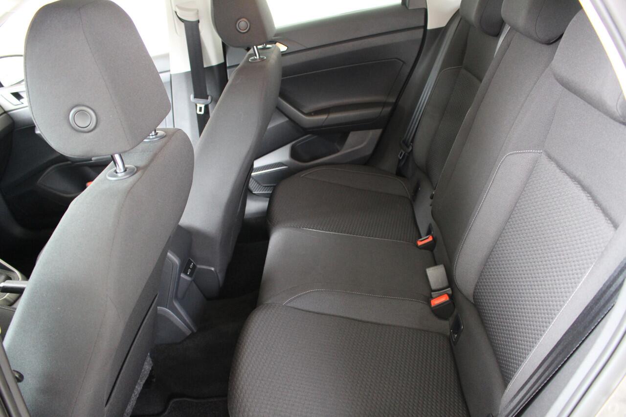 Volkswagen POLO 1.0 TSI Comfortline Automaat Navigatie | Airconditioning | Centrale vergrendeling