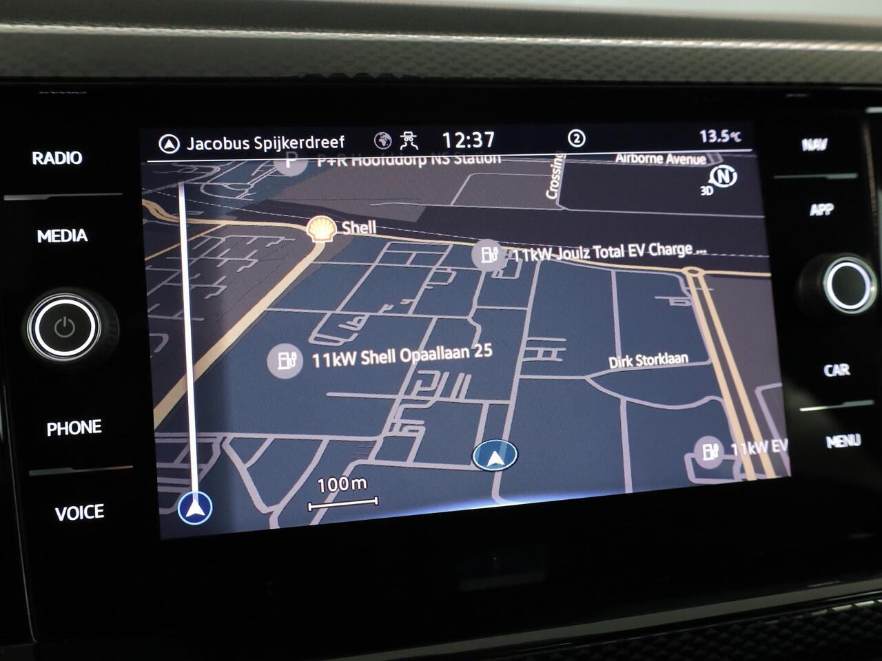 Volkswagen POLO 1.0 TSI Life 95 pk | Verlengde garantie | Navigatie | Parkeersensoren | Achteruitrijcamera | Adaptieve cruise control | Stoelverwarming |