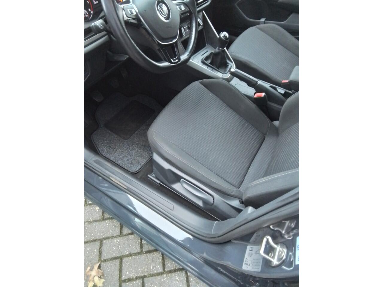 Volkswagen POLO 1.0 TSI Comfortline Navigatie Adaptive cruiscontrole RIJKLAAR
