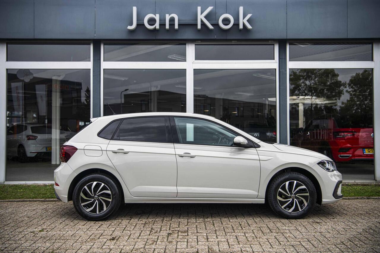 Volkswagen POLO 1.0 TSi 95 pk Life Edition | Keyless | Stoelverwarming | Navigatie