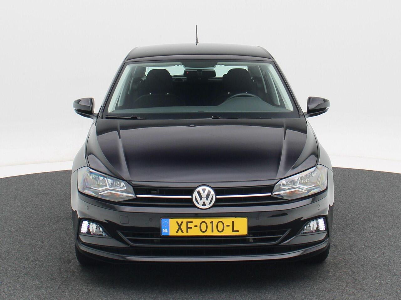 Volkswagen POLO 1.0 TSi Comfortline | Adaptive Cruise | Parkeersensoren | Carplay | Airco | Navigatiesysteem | LED | 89.086 Km!