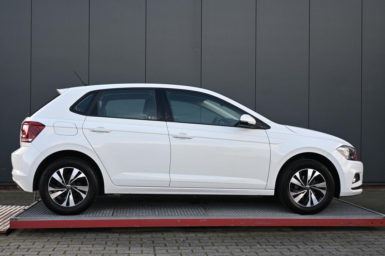 Volkswagen POLO 1.0 TSI Comfortline navigatie carplay