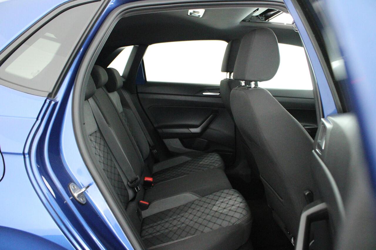 Volkswagen POLO 1.0 TSI 95pk 2x R-Line Navigatie Keyless Camera Virtual Cockpit Led Panoramadak