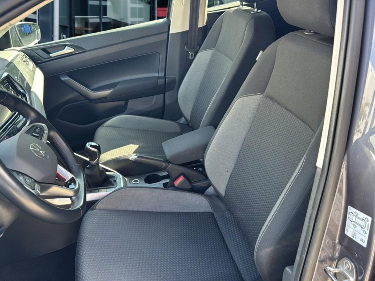 Volkswagen POLO 1.0 TSI LIFE CAMERA/CARPLAY/PDC/AIRCO