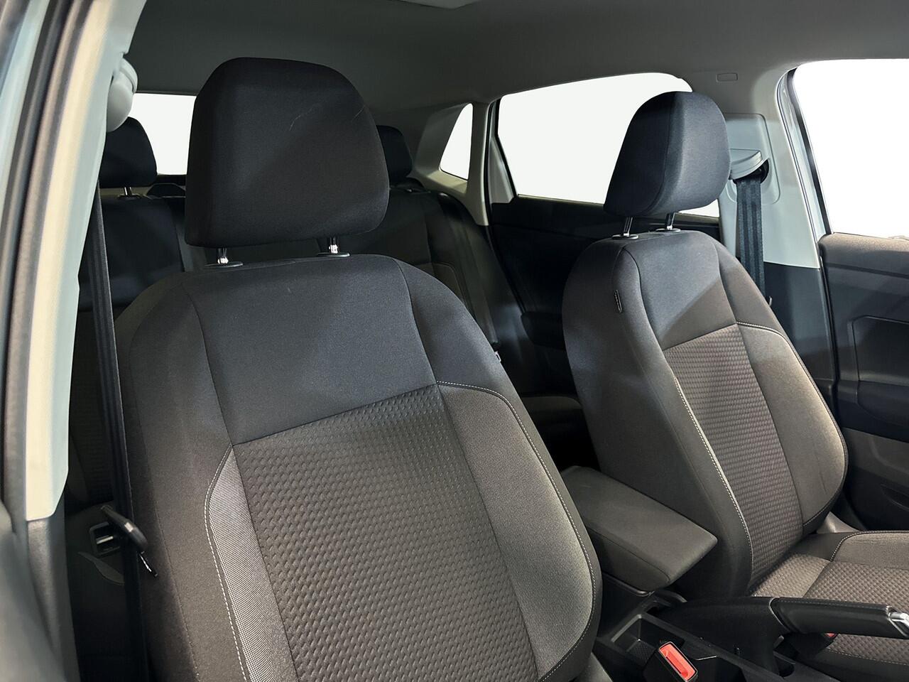 Volkswagen POLO 1.0 95pk TSI Life Edition Voorstoelen verwarmbaar | Airconditioning automatisch | Velgen 'Essex', 15 inch