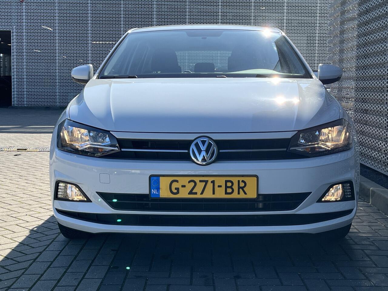 Volkswagen POLO 1.0 TSI Comfortline / Navigatie / App connect / Airco / **