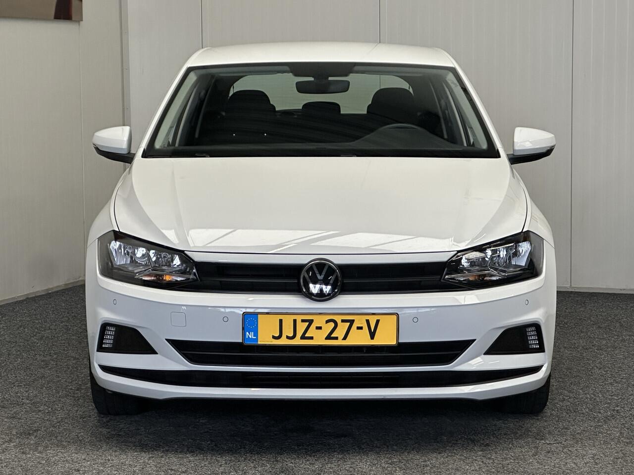 Volkswagen POLO 1.0 MPI COMFORTLINE BUSINESS CRUISE CONTROL AIRCO STOELVERWARMING BLUETOOTH TELEFOON MEDIA VOORBEREIDING PDC ZEER MOOI !! 3010