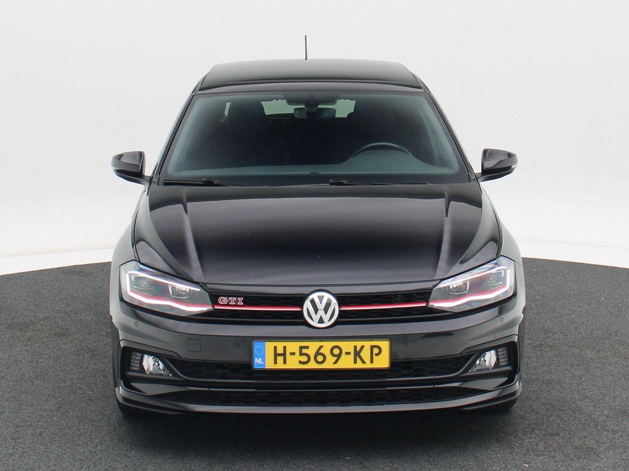 Volkswagen POLO 2.0 TSi GTi 200 Pk Automaat | Panoramadak | Adaptive Cruise | Full LED | Stoelverwarming | Navigatie | Camera | Carplay | 18 Inch | 132.738 Km!!