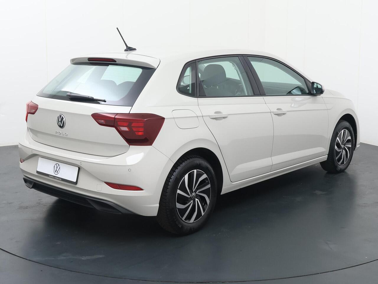 Volkswagen POLO 1.0 TSI Life | 95 PK | Parkeersensoren | Apple Carplay/Android Auto | Multifunctioneel stuur |