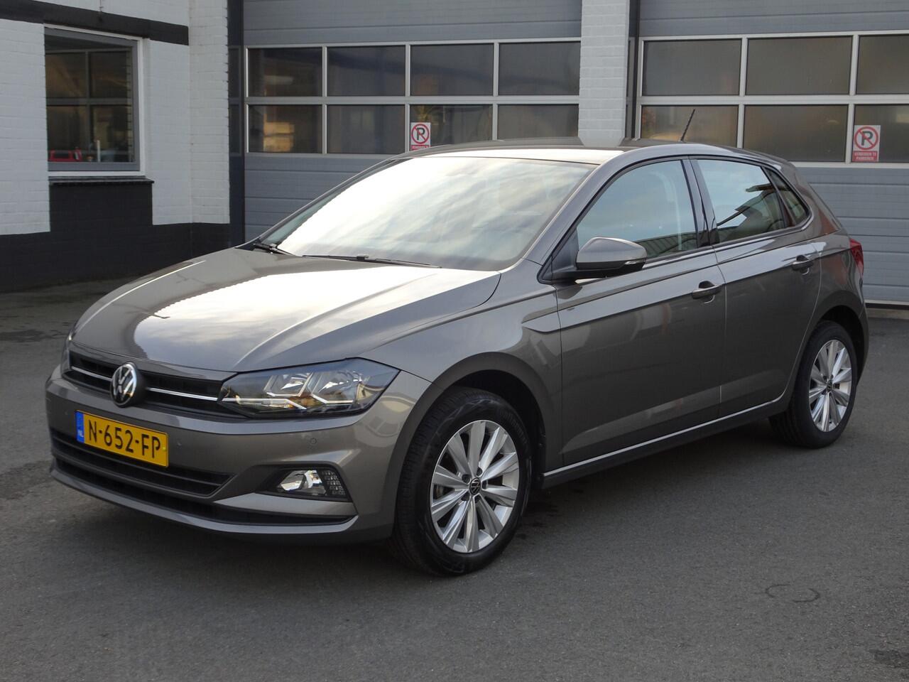 Volkswagen POLO 1.0 TSI Comfortline Airco, navigatie, app-connect, parkeersensoren voor en achter, licht metalen velgen 16 inch, cruise controle, enz.